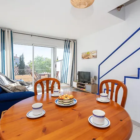 Apartment Grifeu-3 By Interhome *