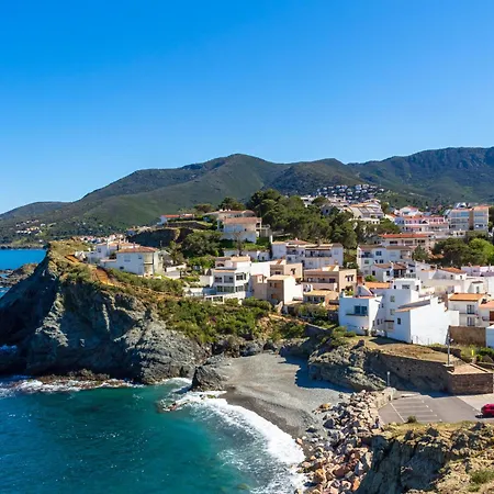 Grifeu-3 By Interhome Apartment Llanca