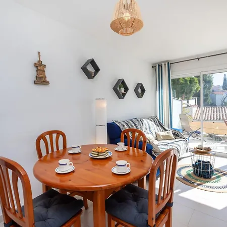Apartment Grifeu-3 By Interhome *