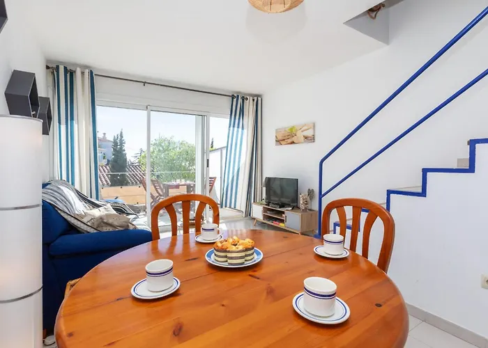 Apartament Grifeu-3 By Interhome *